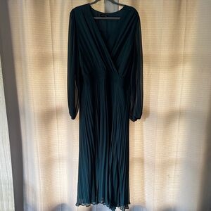City Chic Deep Teal Long Sleeve Pleated Maxi Dress